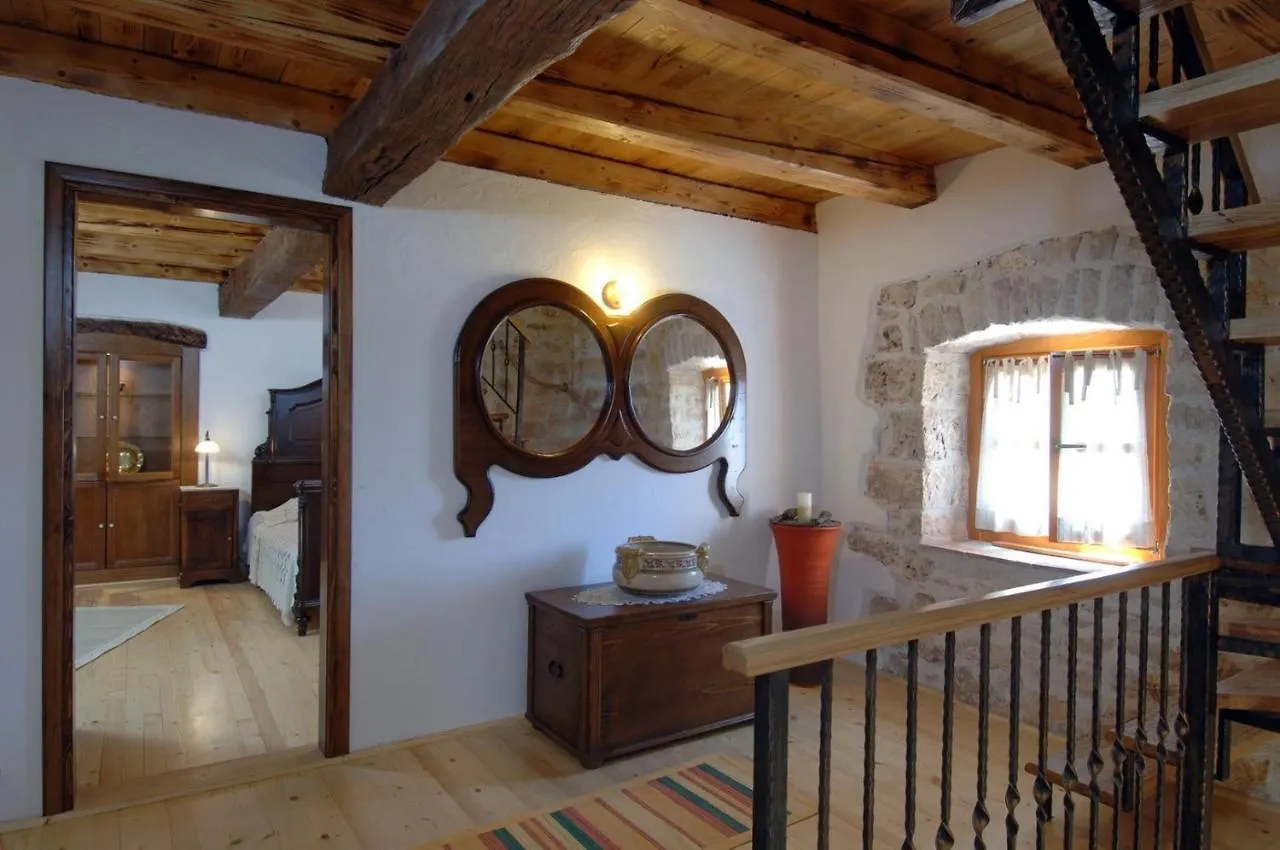 Holiday Home Tamaris With Pool Višnjan